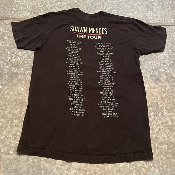 Shawn Mendes The Tour 2019 Flower Concert Shirt Medium Band Tee Festival Music - Picture 4 of 8